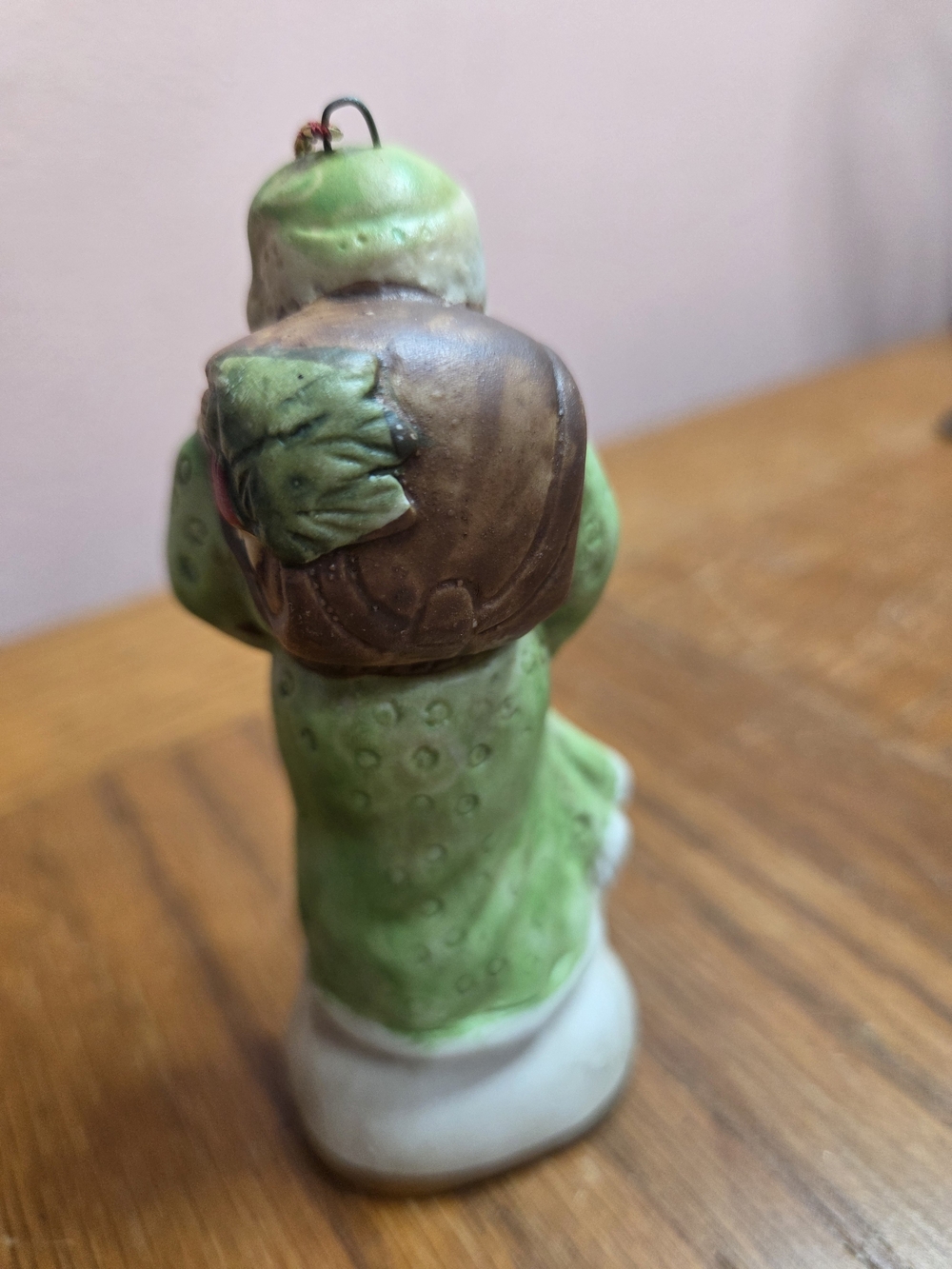 Japanese Weekend Green & Cream Santa Figurine Ornament - Picture 6 of 9